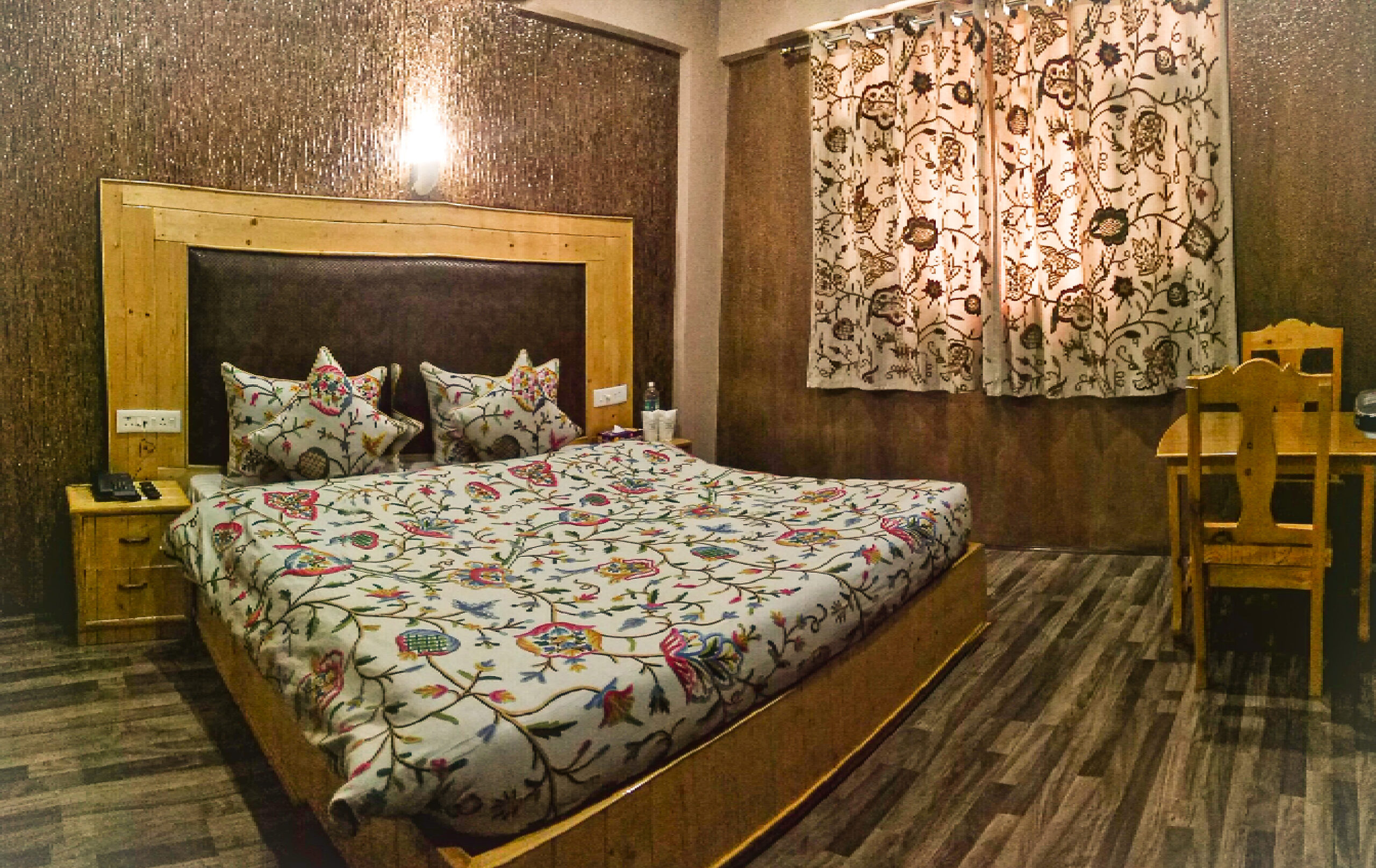 Best Hotels In Srinagar, Best Budget Hotels In Srinagar