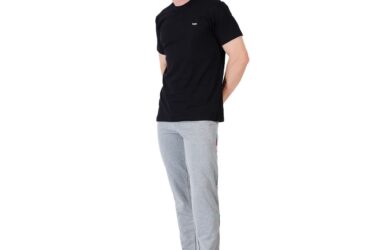 Find Your Perfect Fit: Shop Trendy Round Neck T-Shirts for Men!